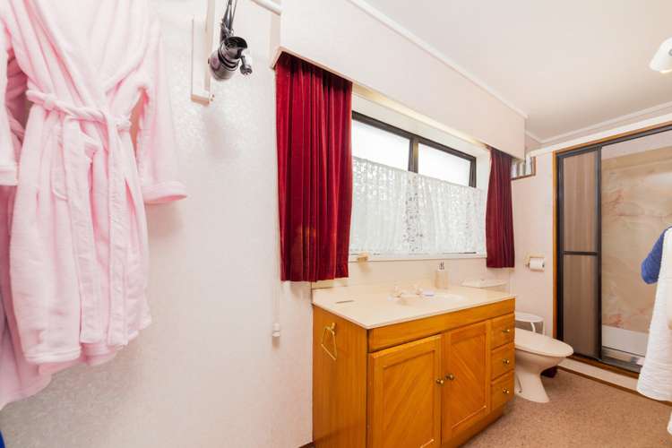 20 Waimumu Road Massey_12