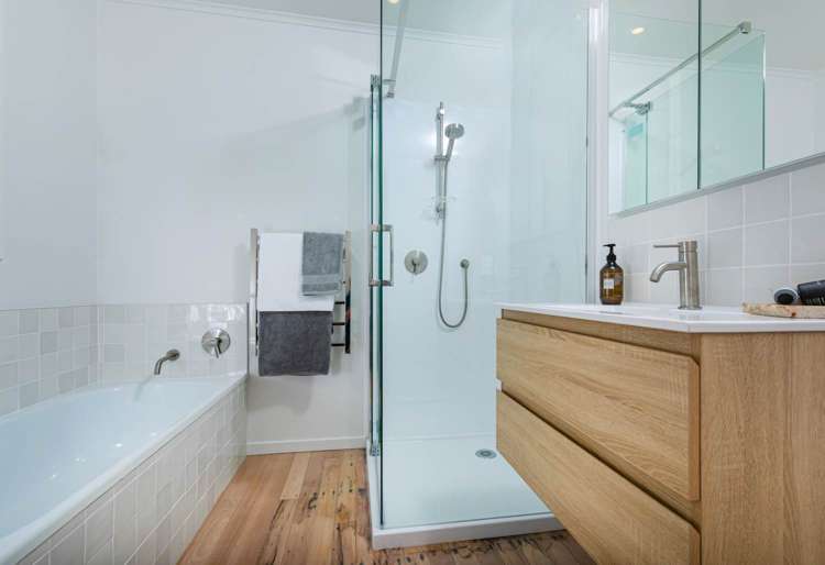 19 Holt Avenue Torbay_6