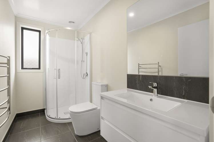 36 Waruhia Crescent Rototuna North_7