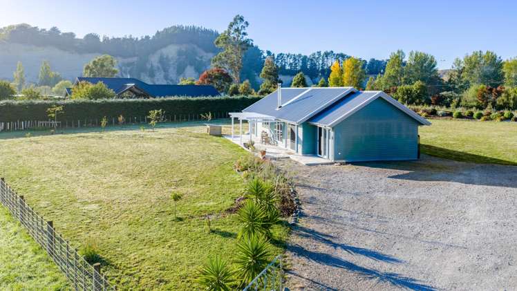 742b River Road Otane_35