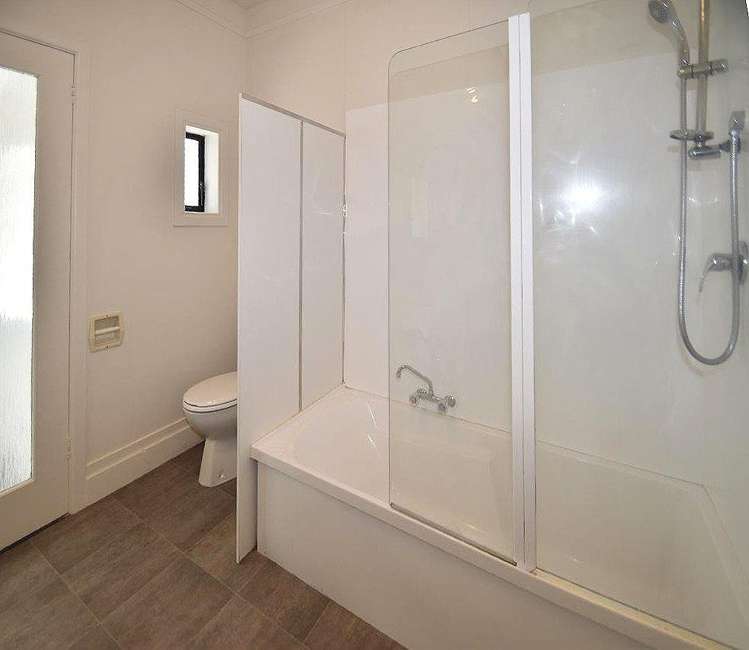 1097 Great North Road Point Chevalier_14