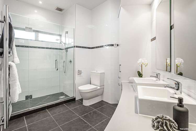 15 Gulf View Road Murrays Bay_10