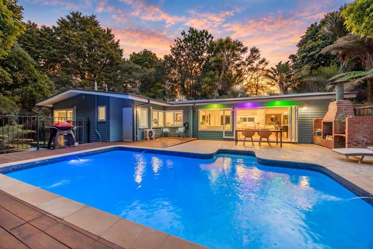 18 Claude Road Hill Park_4