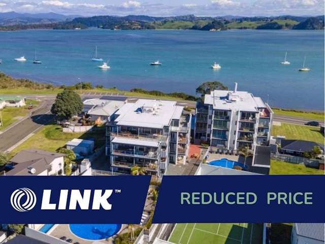 Stunning Freehold Apartment & Business - Price Drop!