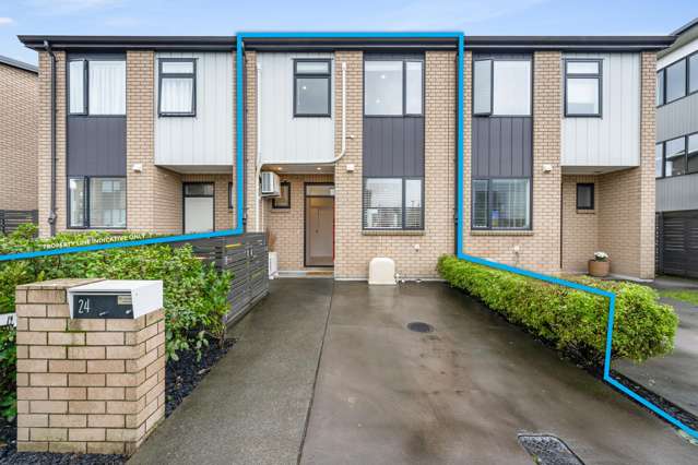 3 bed, 1.5 bath, huge deck + car park = $799K!