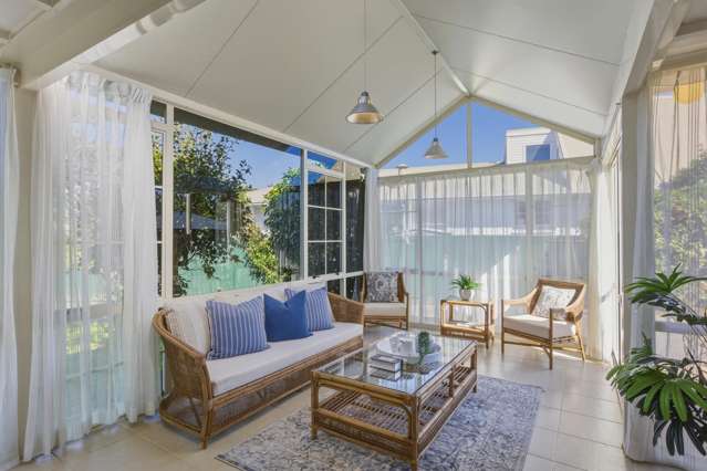 Top Zones, Big Section, Dual Living