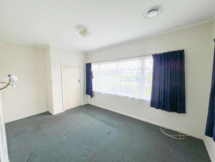 37 Christian Street Dannevirke_6