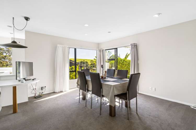 1/1039 Beach Road Torbay_8