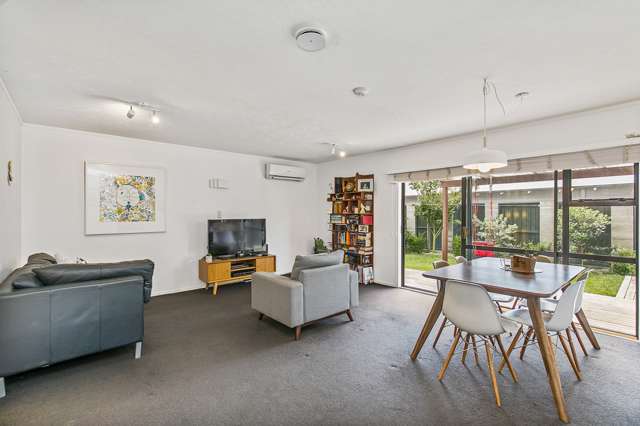 2/1 Warwick Street Morningside_1