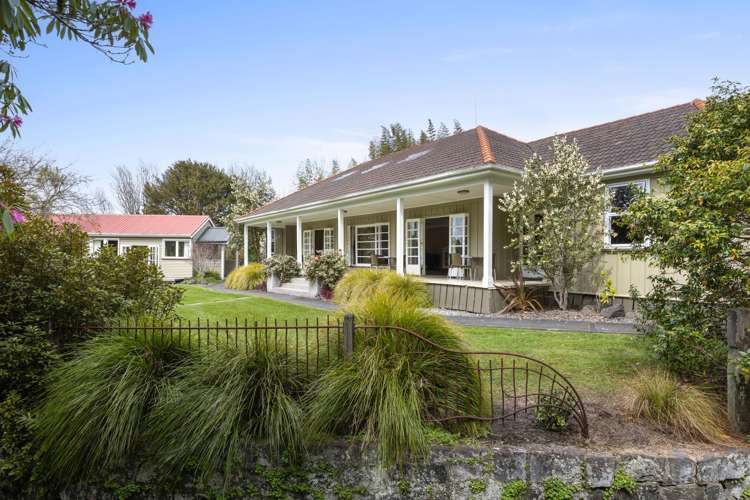 581 West Coast Road Oratia_24