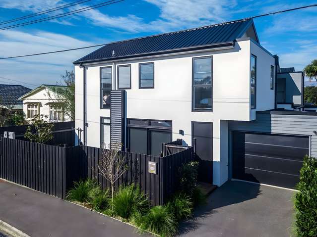 Stylish Townhouse in Central Spreydon