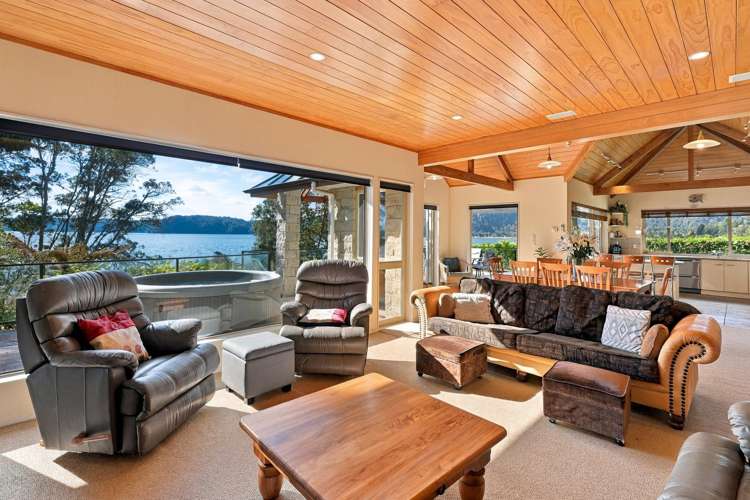 1611 State Highway 30 Lake Rotoiti_5