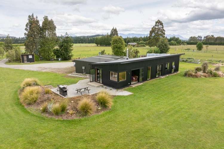 275 Sinclair Road Te Anau_0