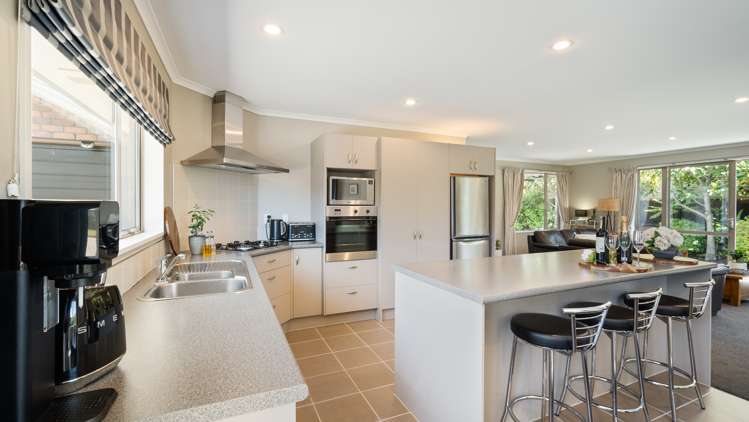 8 Hoihere Place Parklands_7