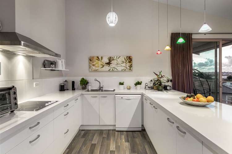 3 Veronica Close Red Beach_10