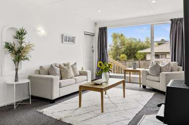 1/40 Hinemoa Avenue_2