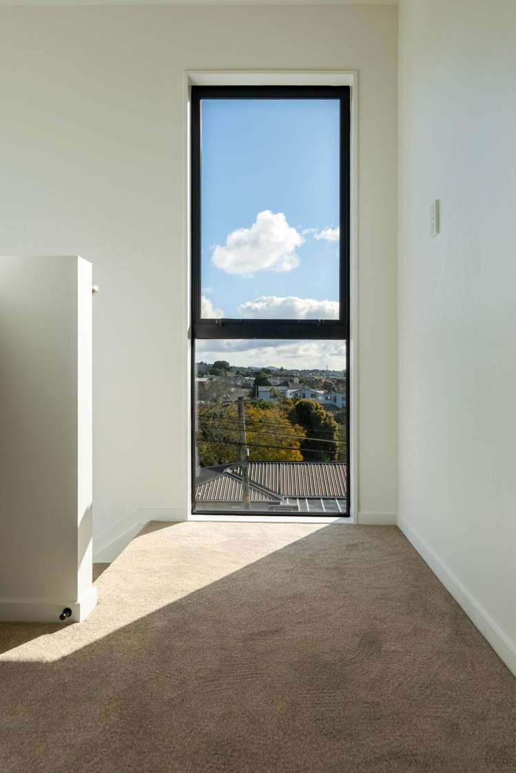 4 Woolley Avenue New Lynn_27
