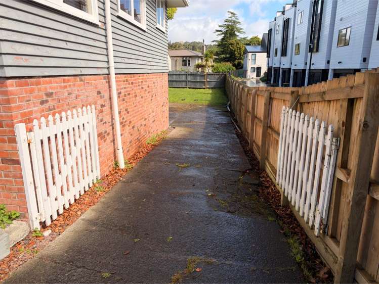69 Stottholm Road Titirangi_3