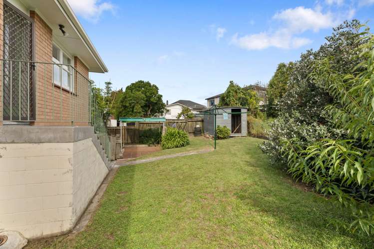 2/2A Arundel Street Hillsborough_15