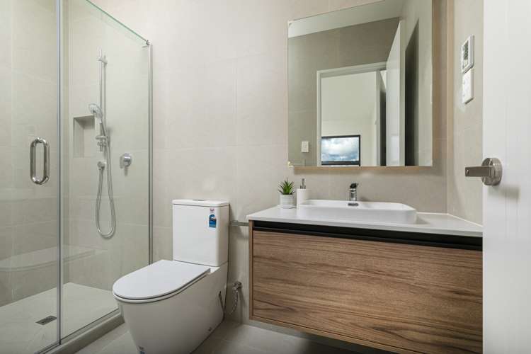 36 Taiororua Avenue Massey_14