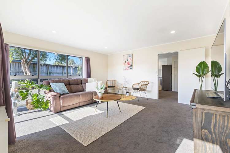 2/40 Aviemore Drive Highland Park_2