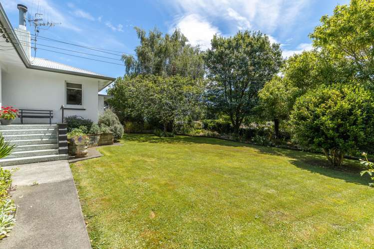1091 Halcombe Road Halcombe_35