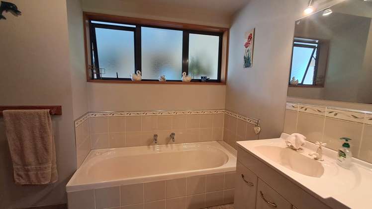 19 Kew Road Westport_11