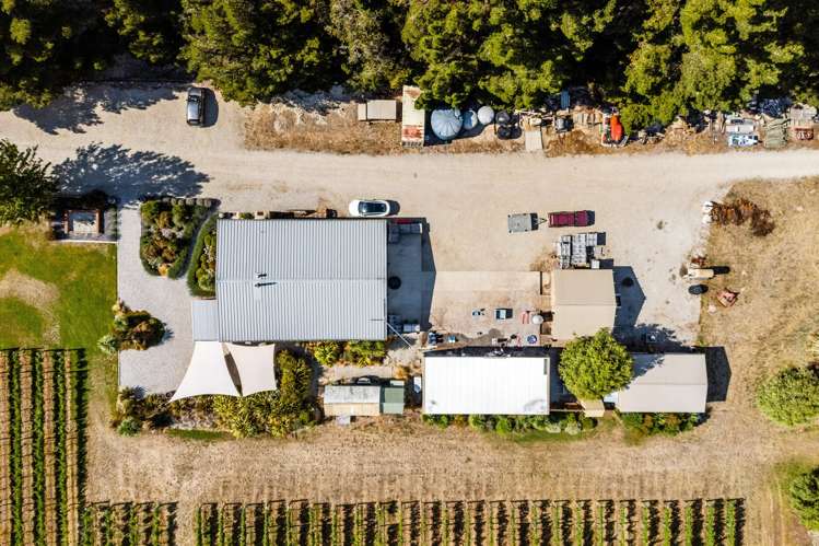 413 Maori Point Road Tarras_18