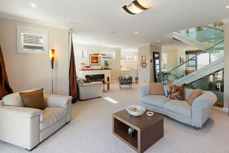 5 Lake Domain Drive_4