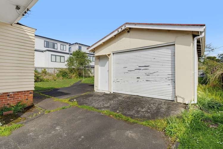87 Terry Street Blockhouse Bay_13