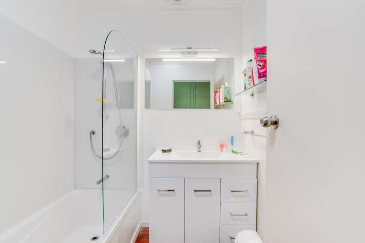 54 Waima Crescent Titirangi_9