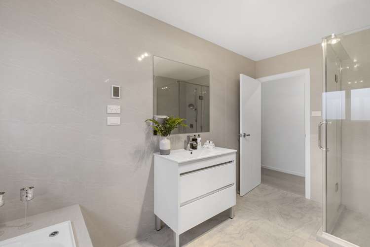 12 Bridget Court Red Beach_13