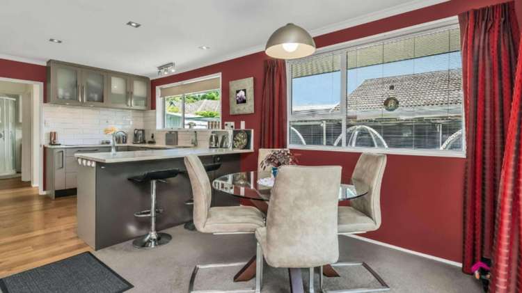 2A Woodlau Rise Huntsbury_5