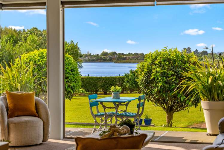 16 Pescara Point Karaka_11