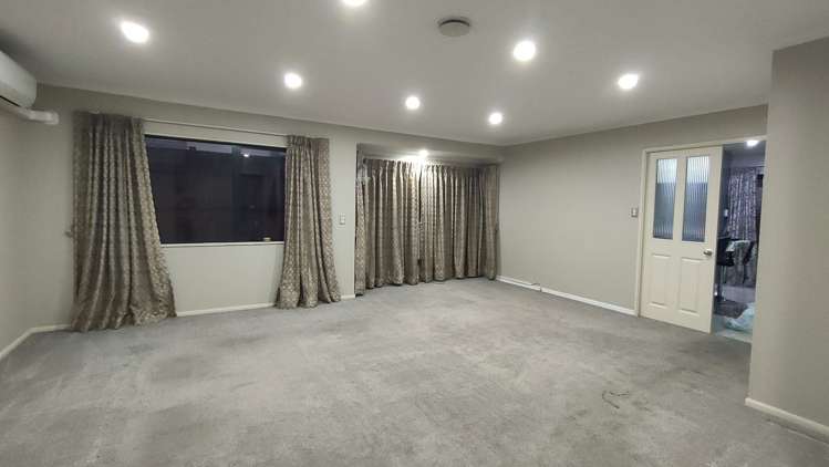 2 Zambezi Lane Mount Roskill_1