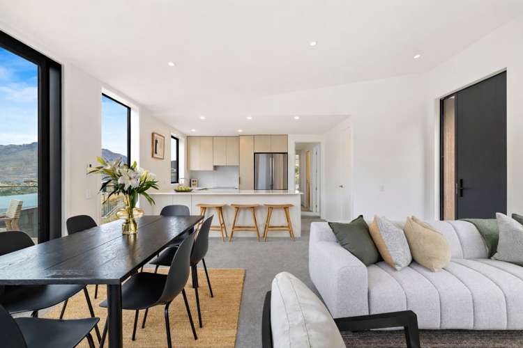 49 Angelo Drive Queenstown_7
