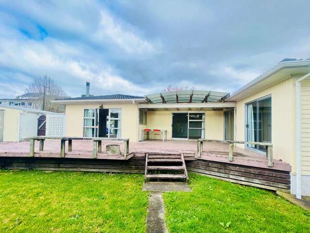 94 Te Atatu Road Te Atatu South_1