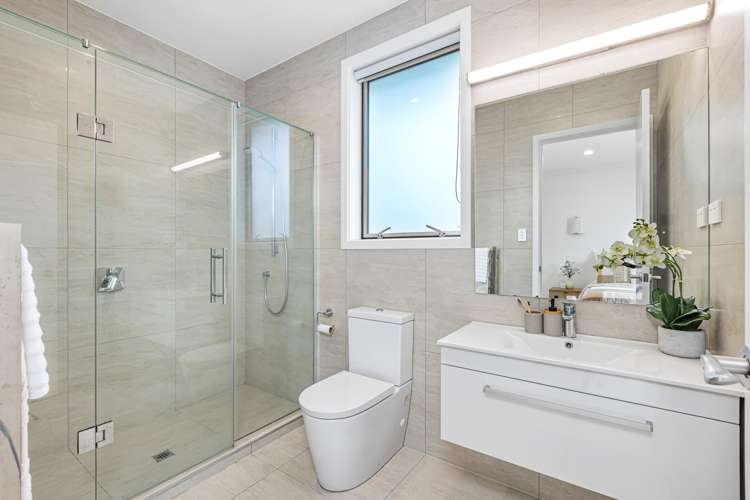 11 Ian Gordon Lane Orewa_22