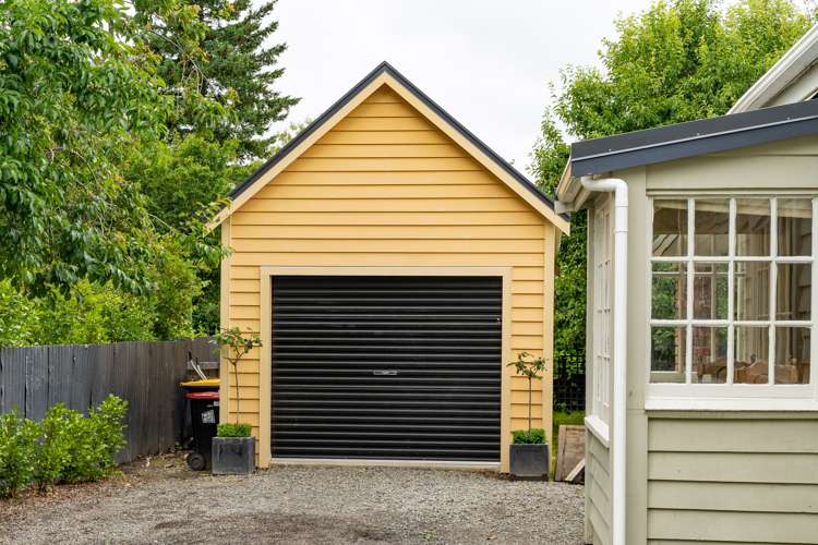 269 High Street North Carterton_26