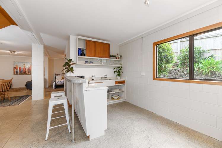 50 Mitchell Street Blockhouse Bay_14