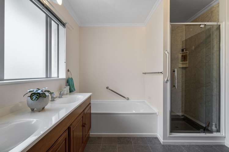 7b Roto Street Westown_10