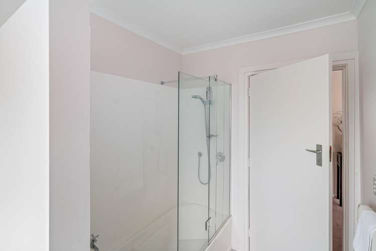 829 Ferry Road Woolston_12