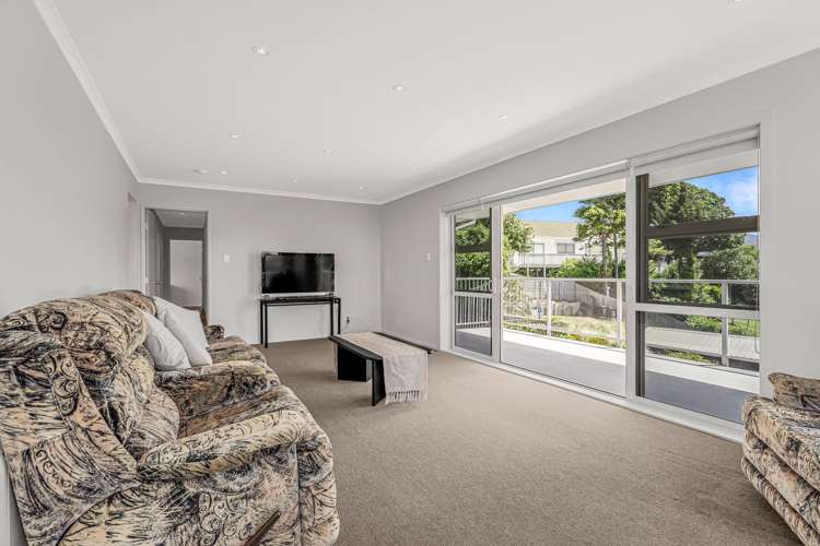 5 Pine Grove Tairua_10