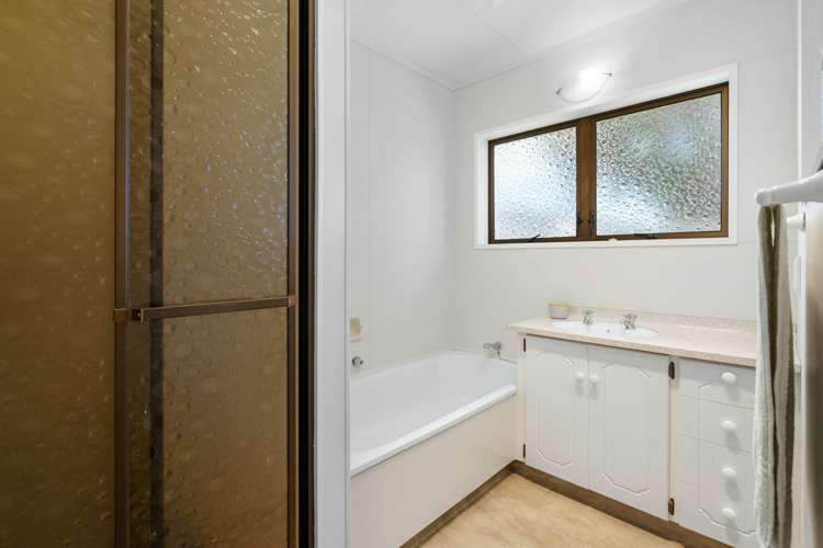 12 Conrad Place Leamington_15