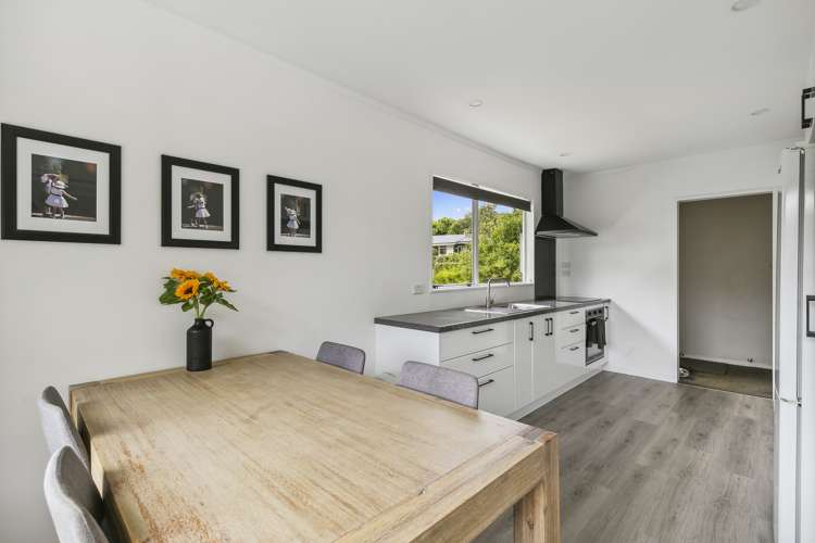 30 Lupin Terrace Tawa_5