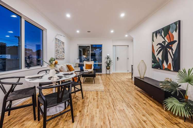 4c Collie Street Hill Park_36