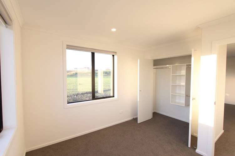 6 Pear Tree Lane Glenview_12