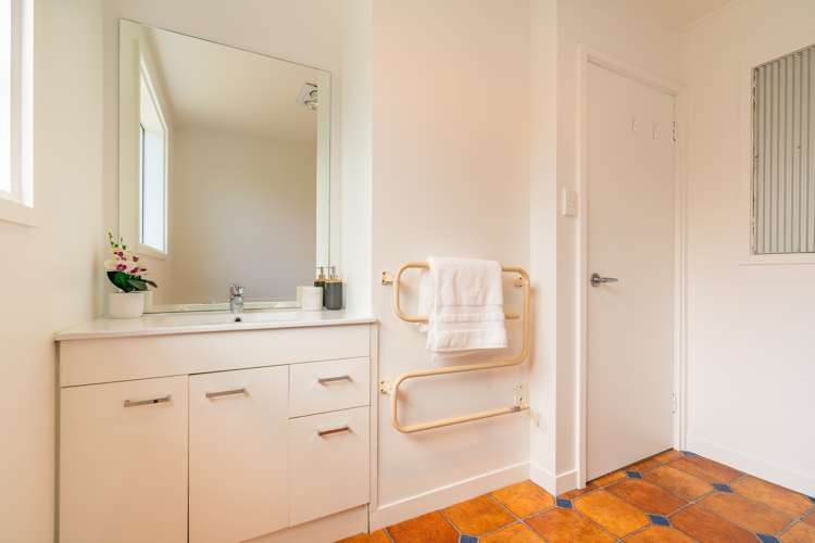 1 Sunnyvale Lane Green Island_10