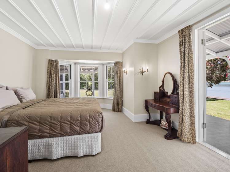 6 Paine Brown Way Russell_10