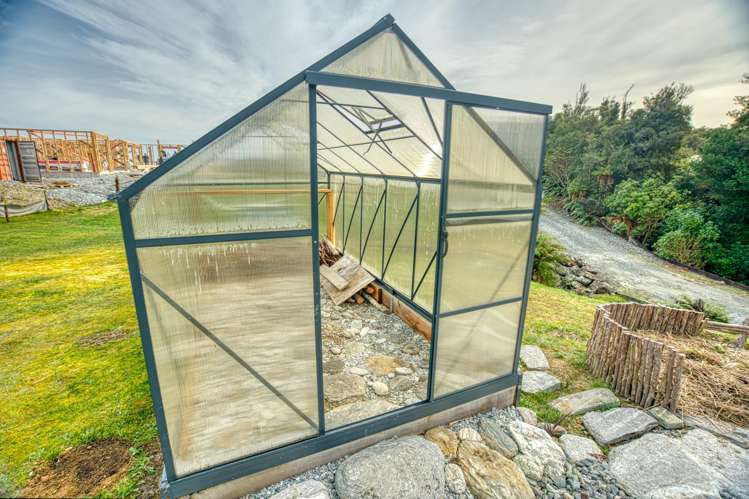 53B Rutherglen Road Paroa_6